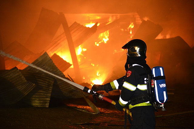 2014/146/GB 20140628a 043 Middelbrand renbaan Schipholweg.jpg